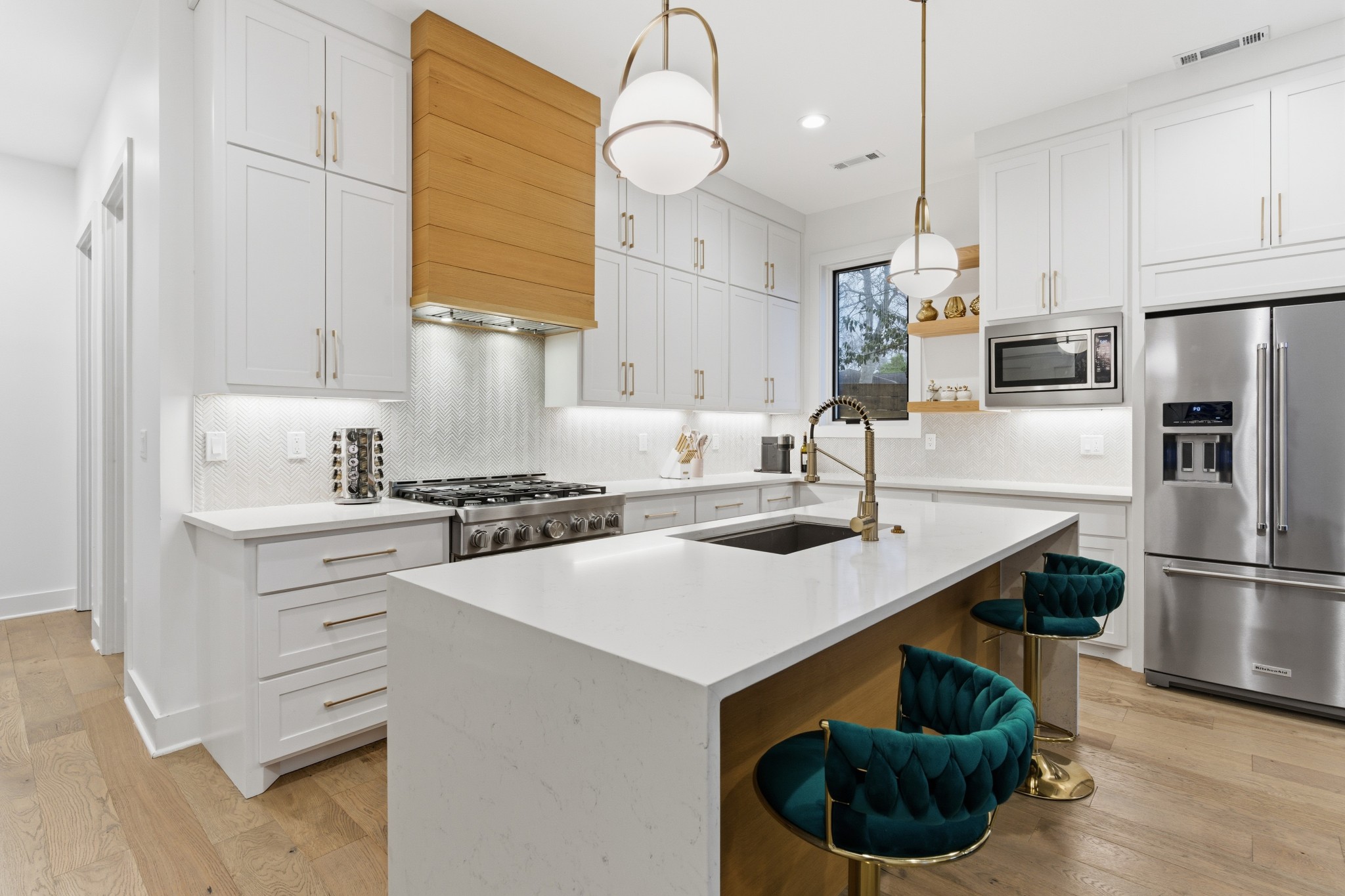 807 32nd Ave, N Unit: B