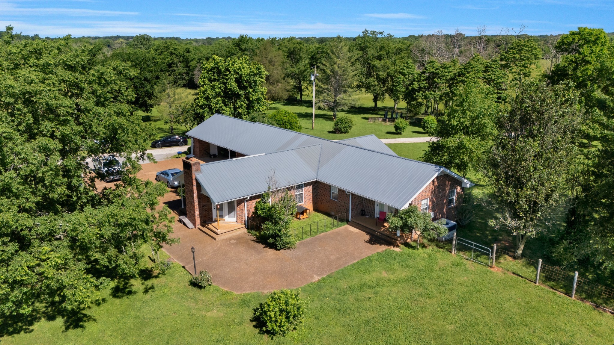 7736 Stewarts Ferry Pike