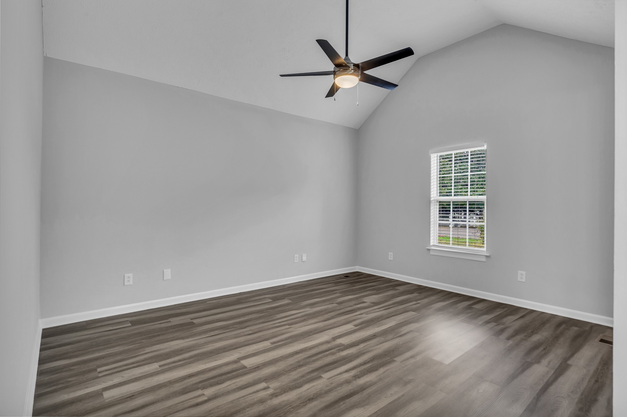 1730 Battleground Dr