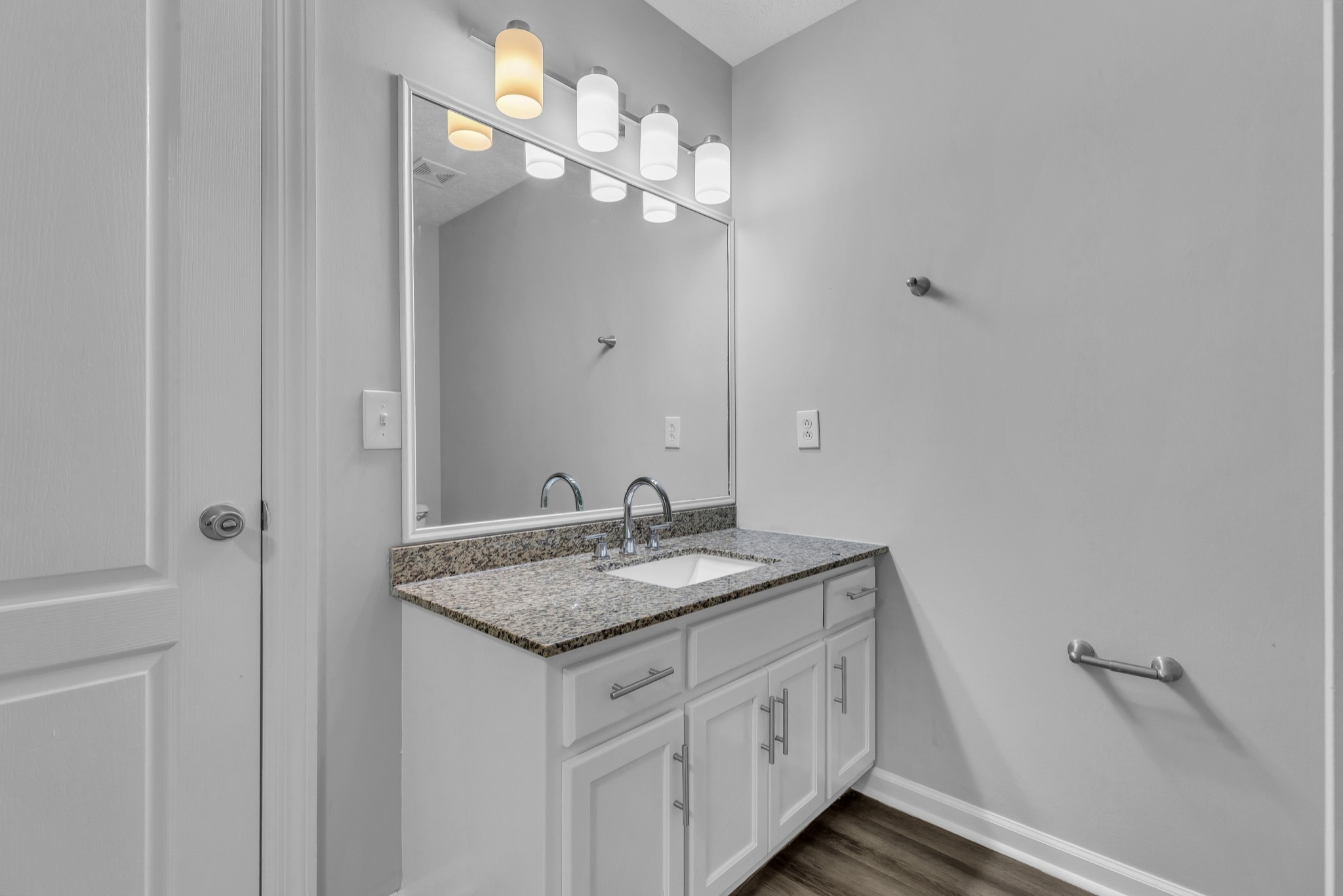 1730 Battleground Dr