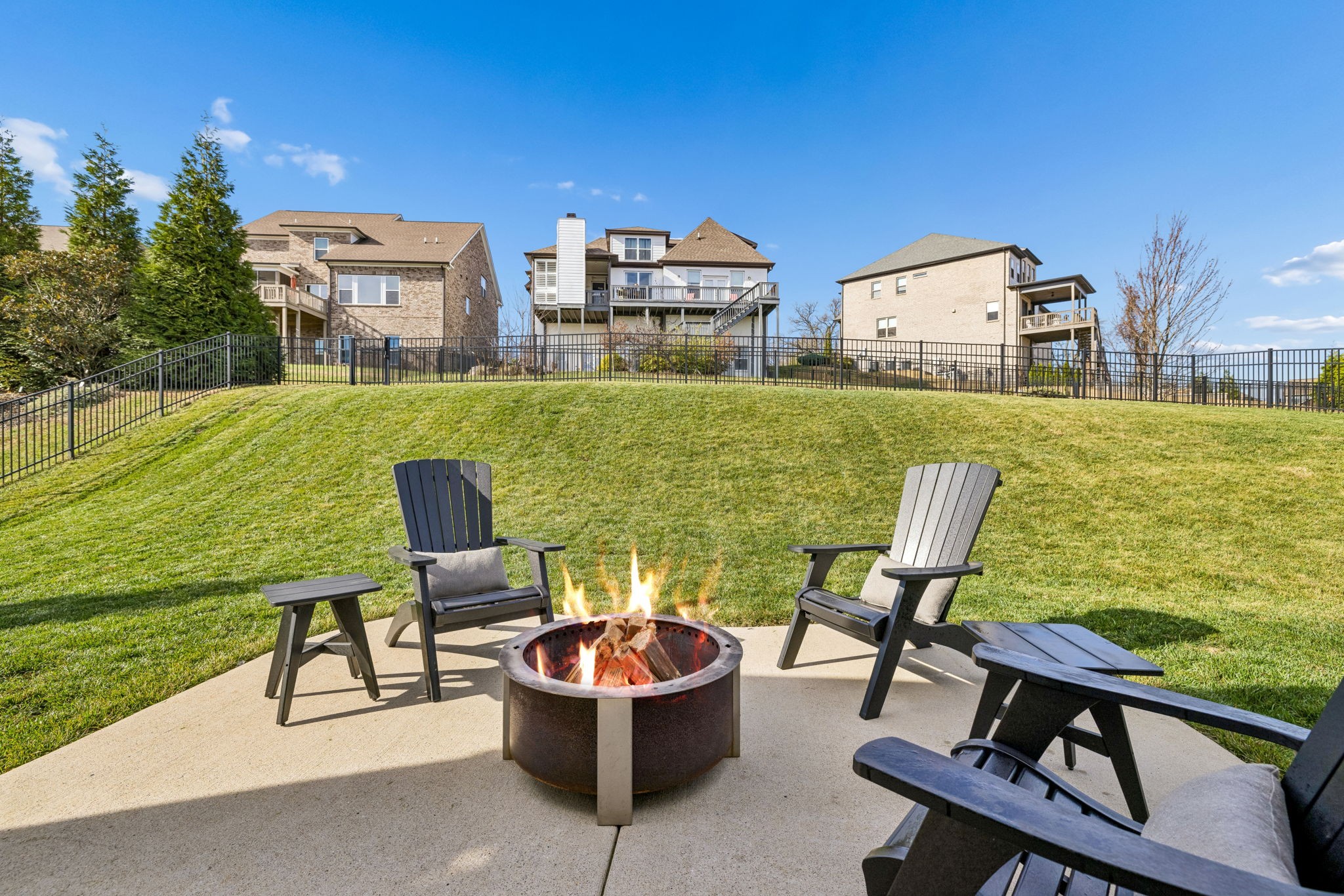 2645 Paddock Park Dr