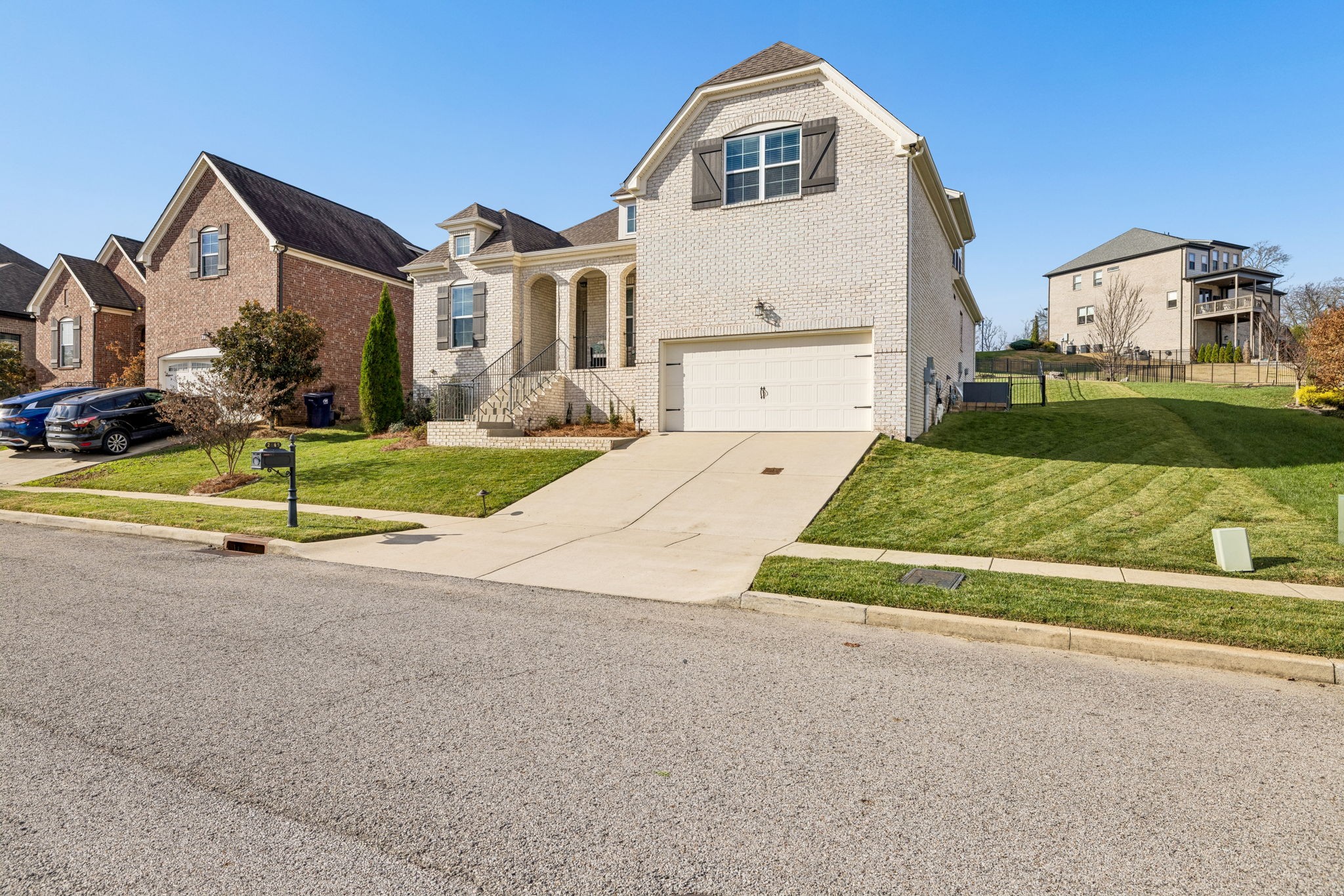 2645 Paddock Park Dr