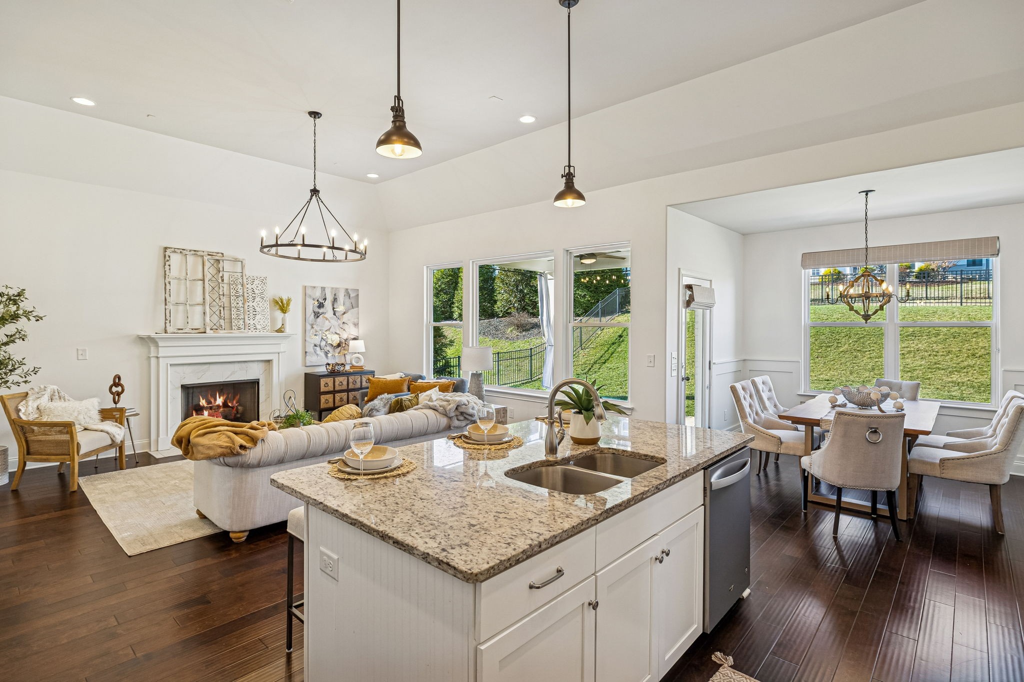 2645 Paddock Park Dr