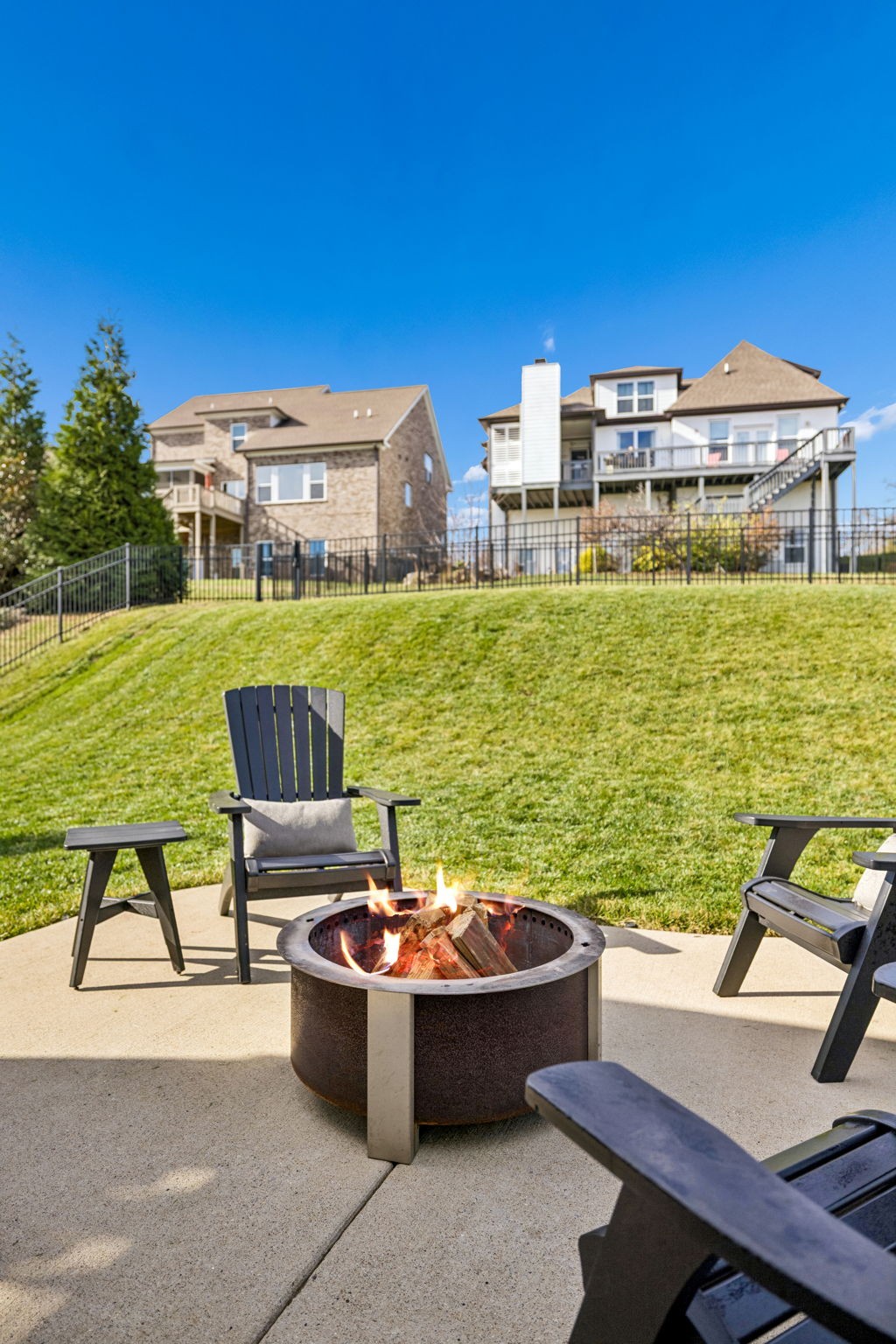 2645 Paddock Park Dr