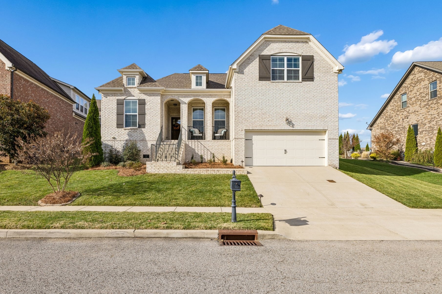 2645 Paddock Park Dr