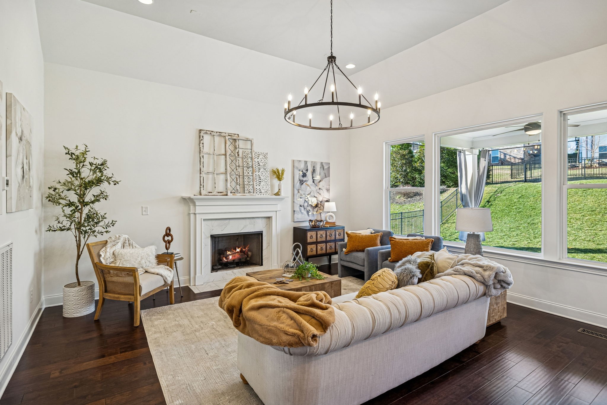 2645 Paddock Park Dr