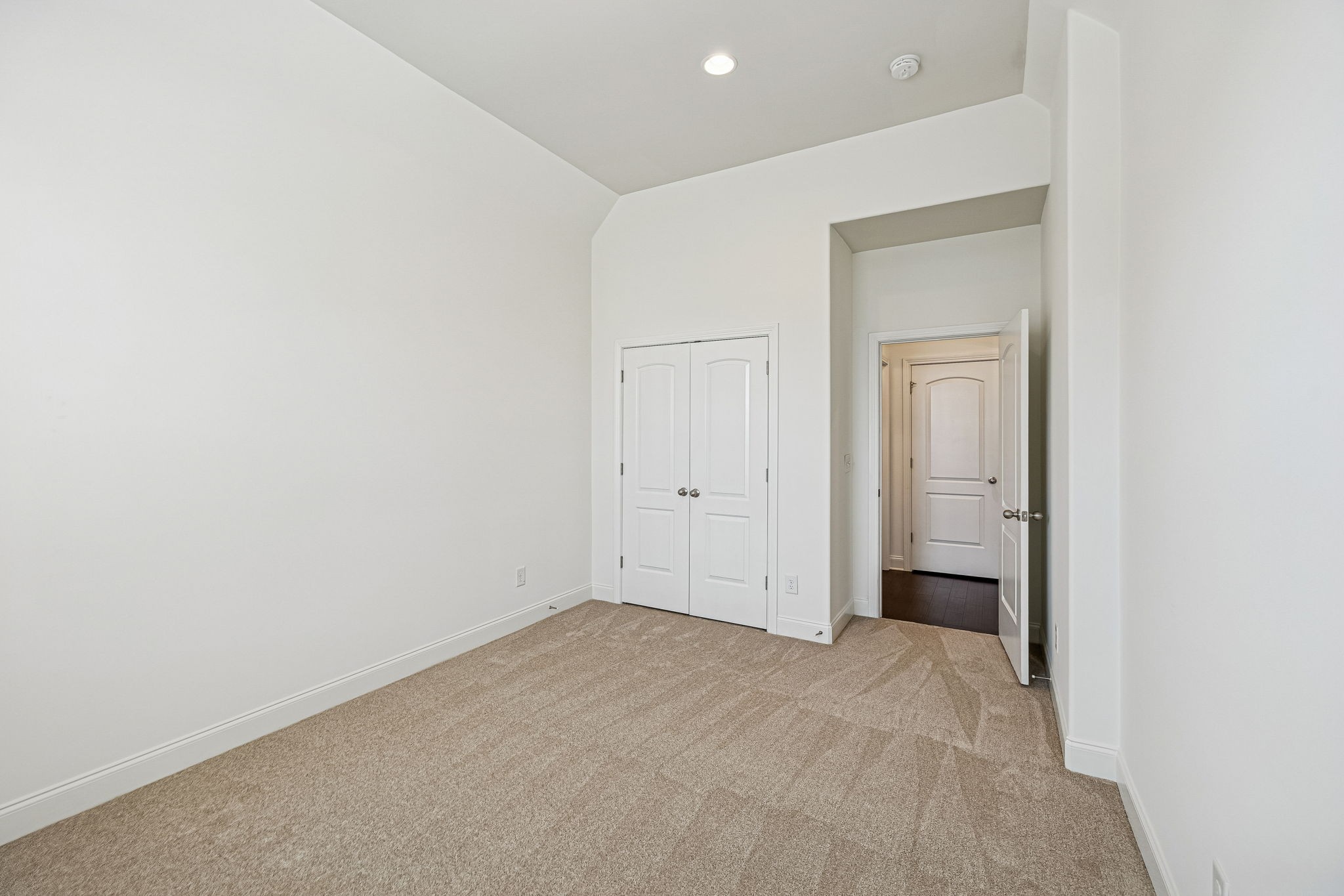 2645 Paddock Park Dr