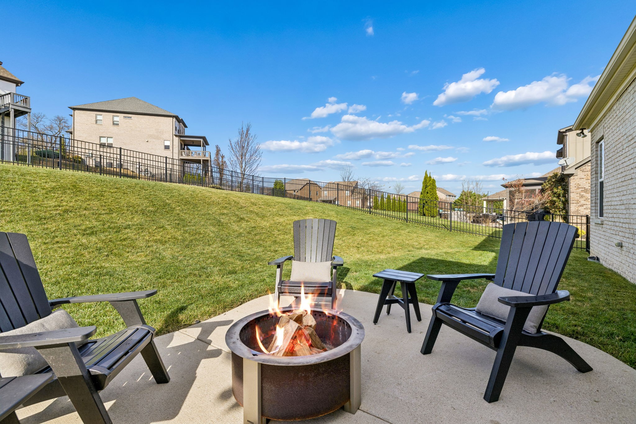 2645 Paddock Park Dr