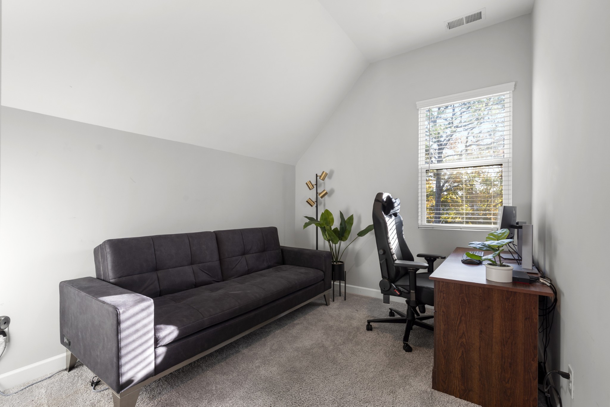 614 Parkvue Place Dr