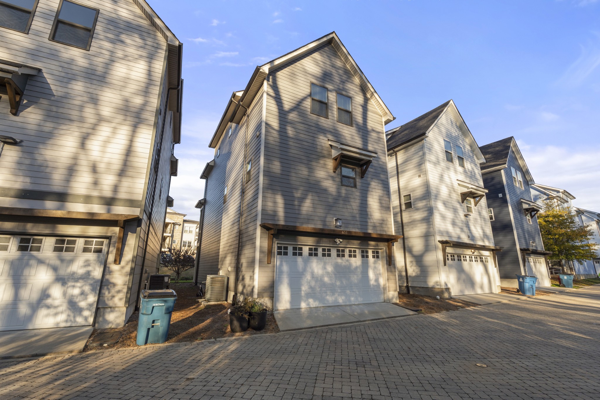 614 Parkvue Place Dr