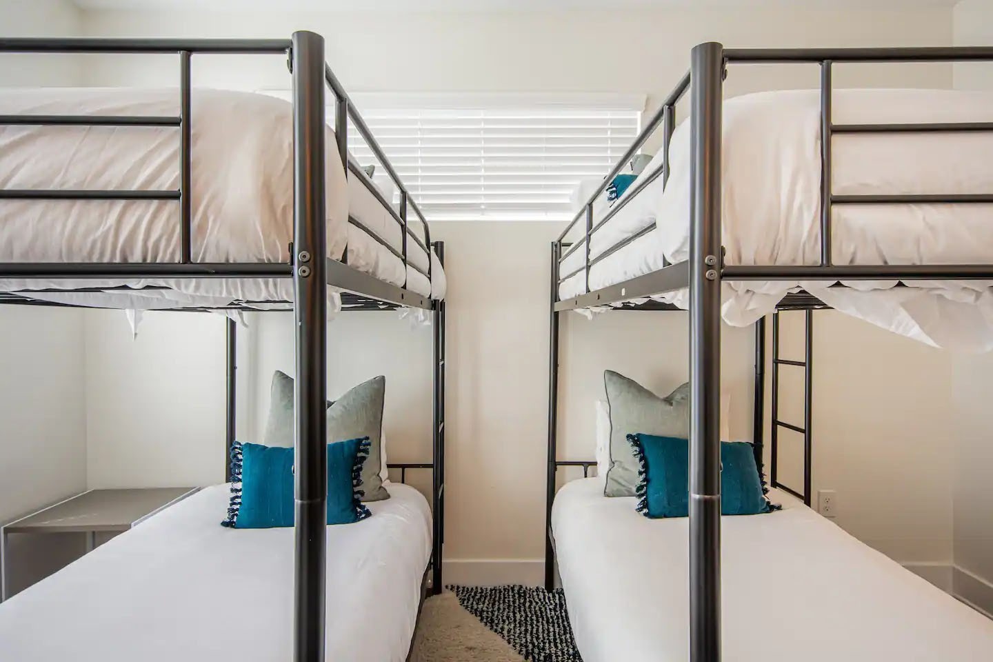 2410 Meharry Blvd Unit: 9