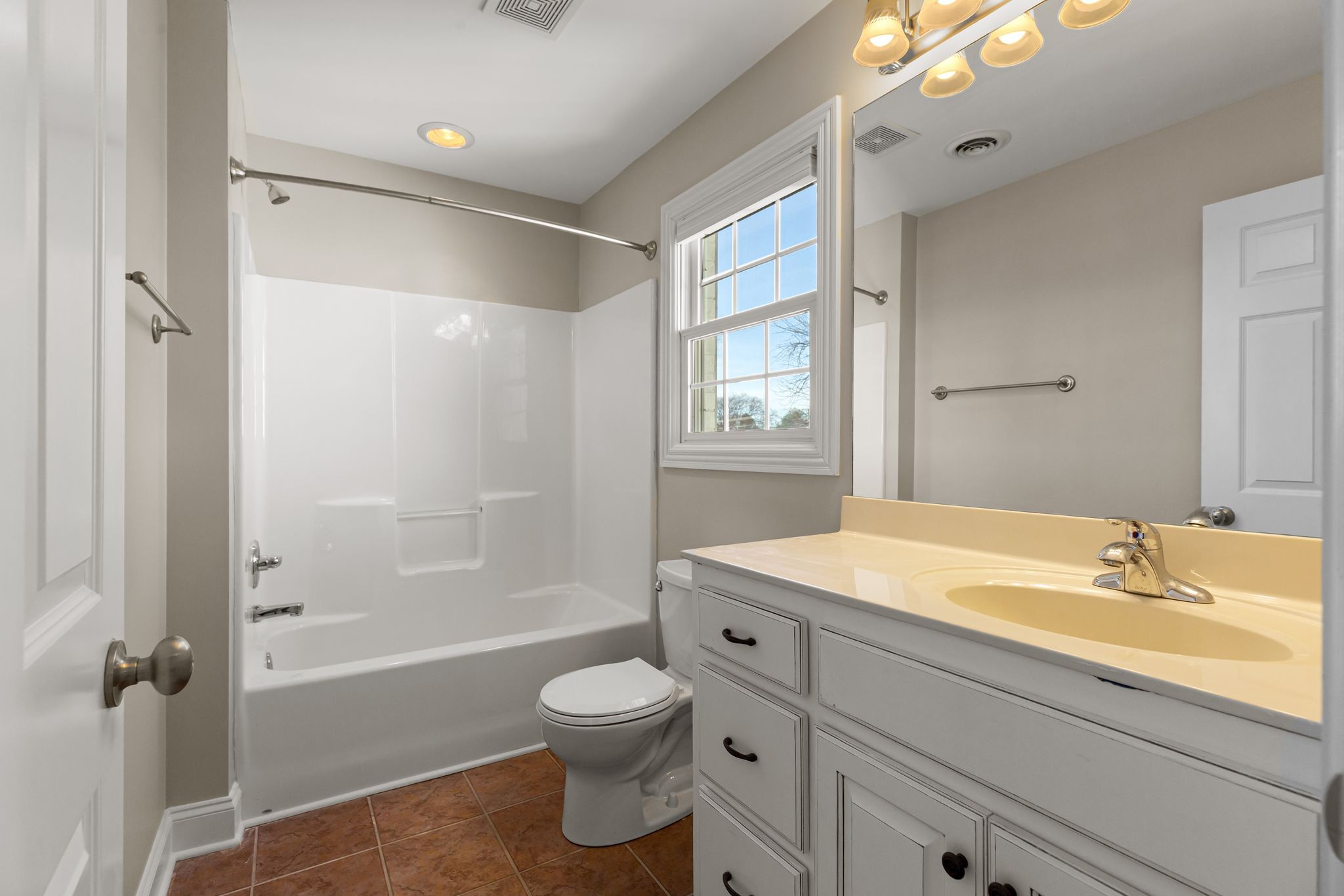 7684 Cainsville Pike