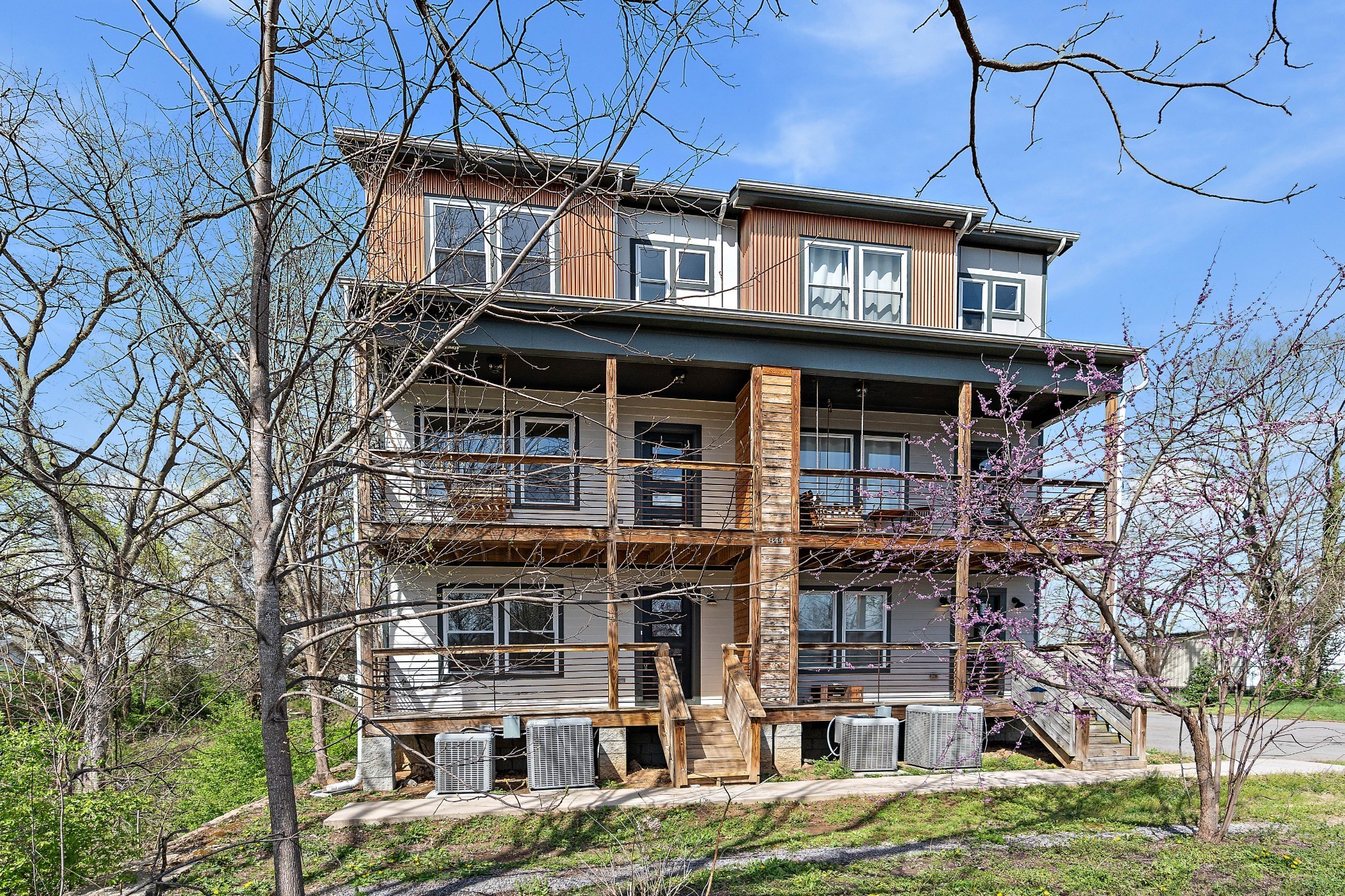 844 Cherokee Ave Unit: 11