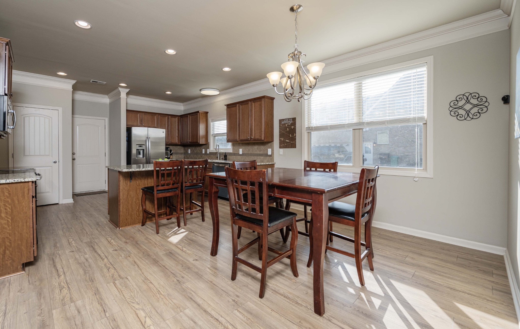 5111 General Eisenhower Dr