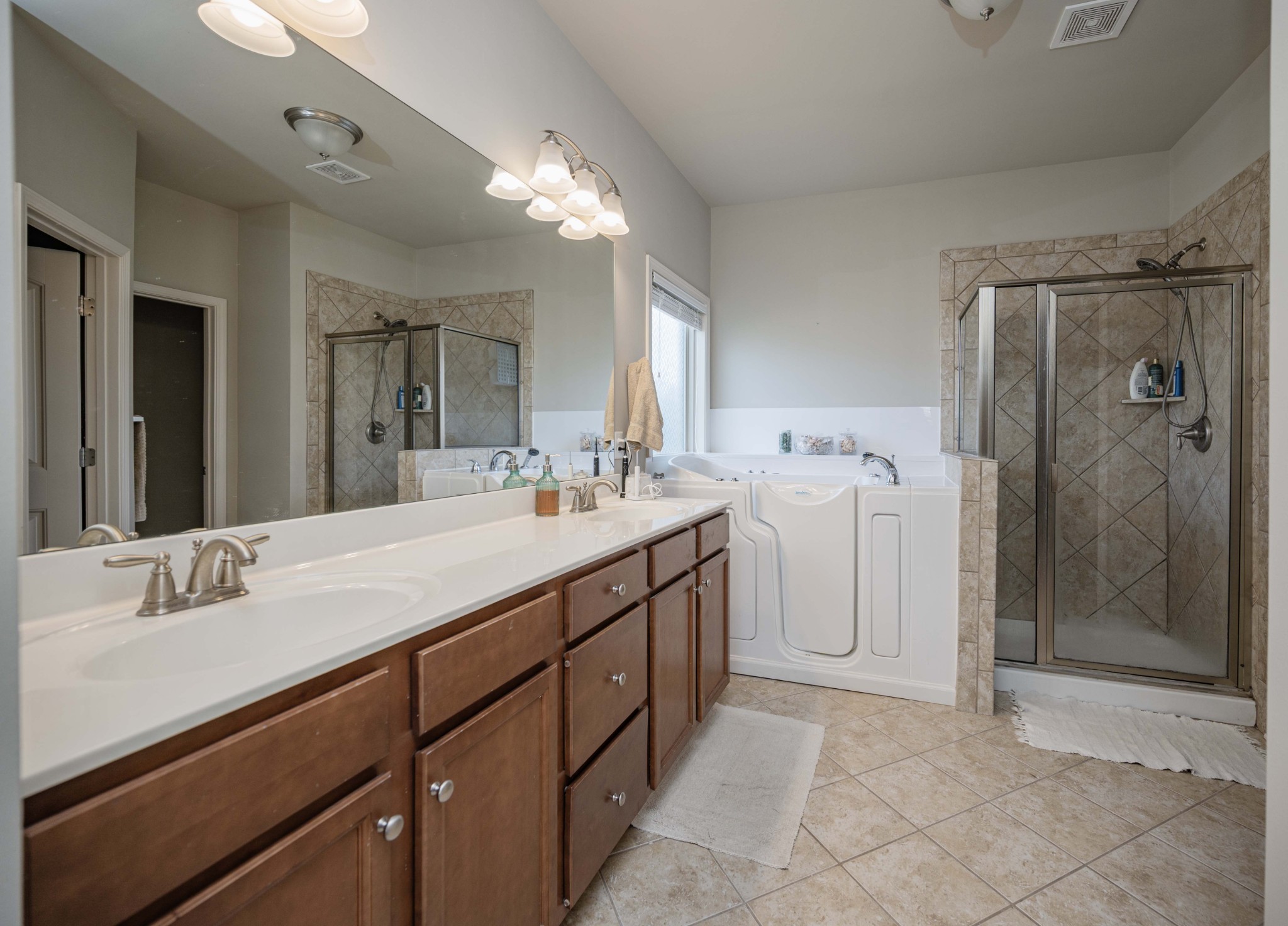 5111 General Eisenhower Dr