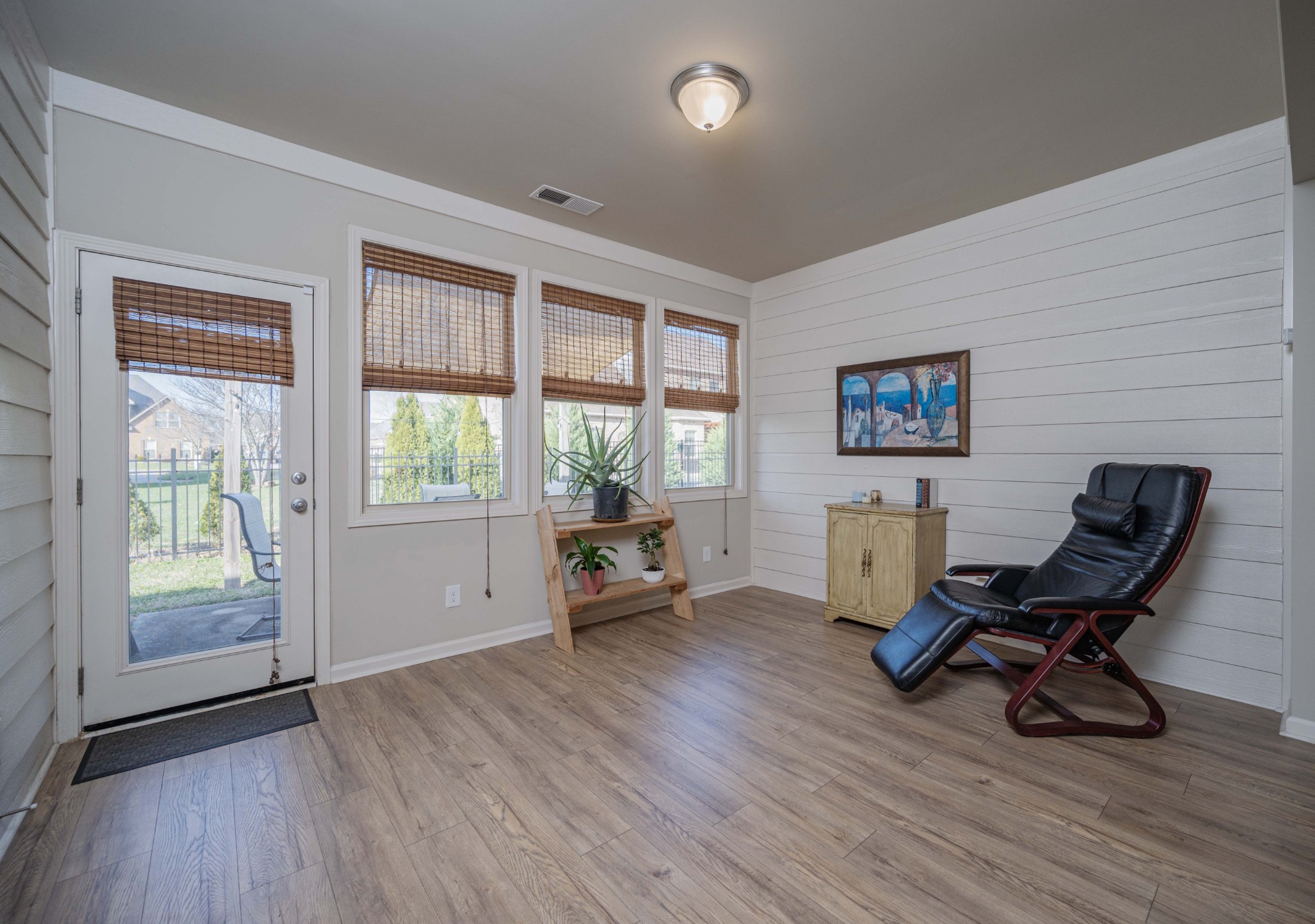 5111 General Eisenhower Dr