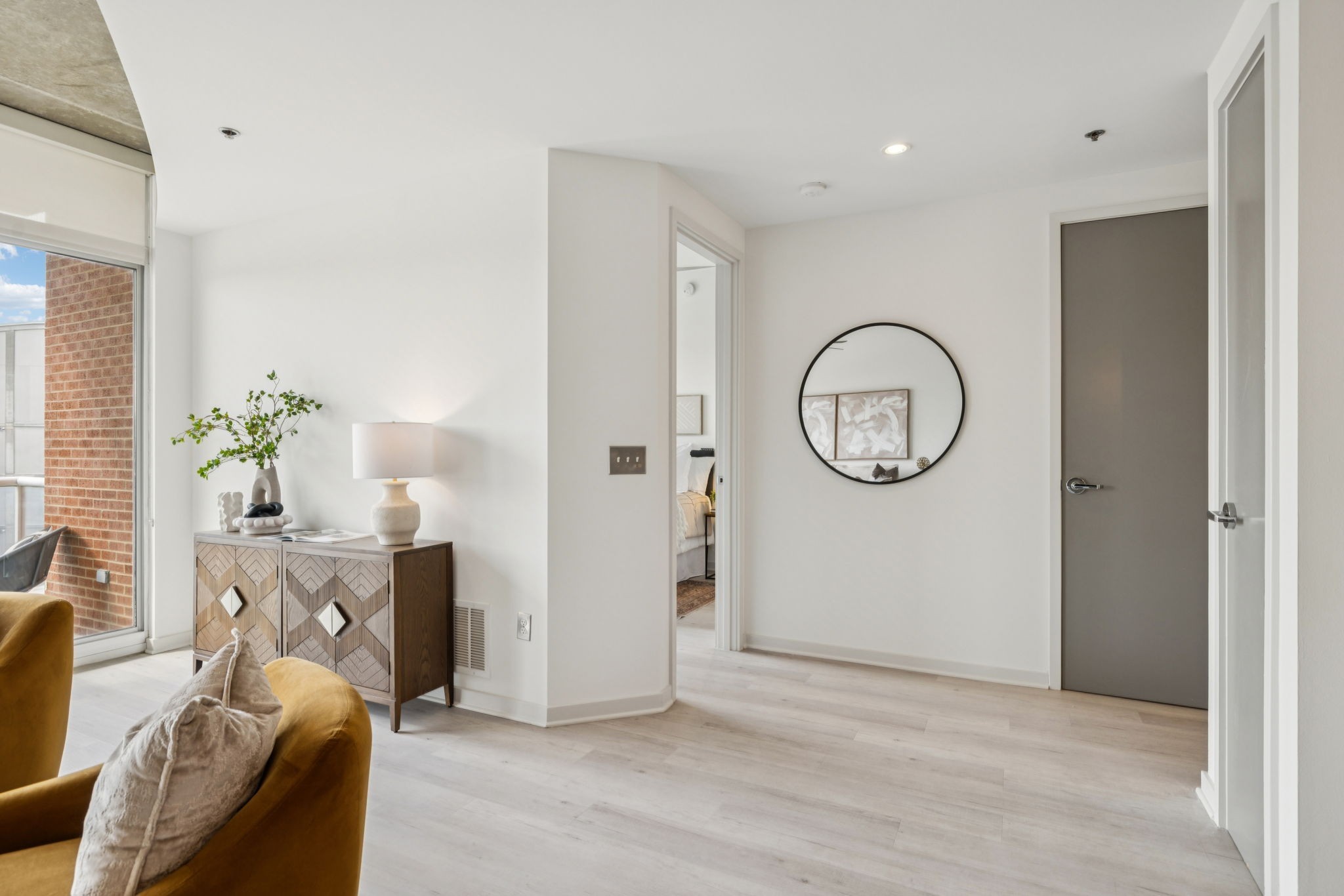 600 12th Ave, S Unit: 627