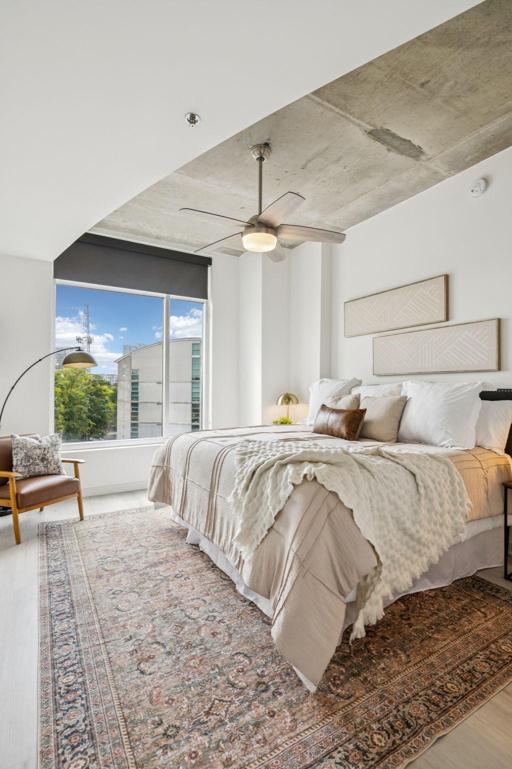 600 12th Ave, S Unit: 627