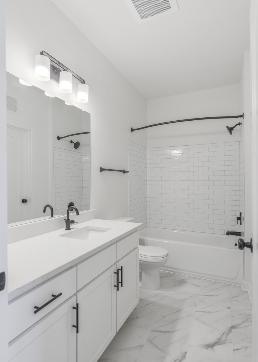 1540 Lebanon Pike Unit: 415