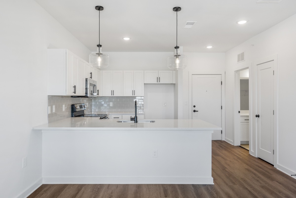 1540 Lebanon Pike Unit: 415