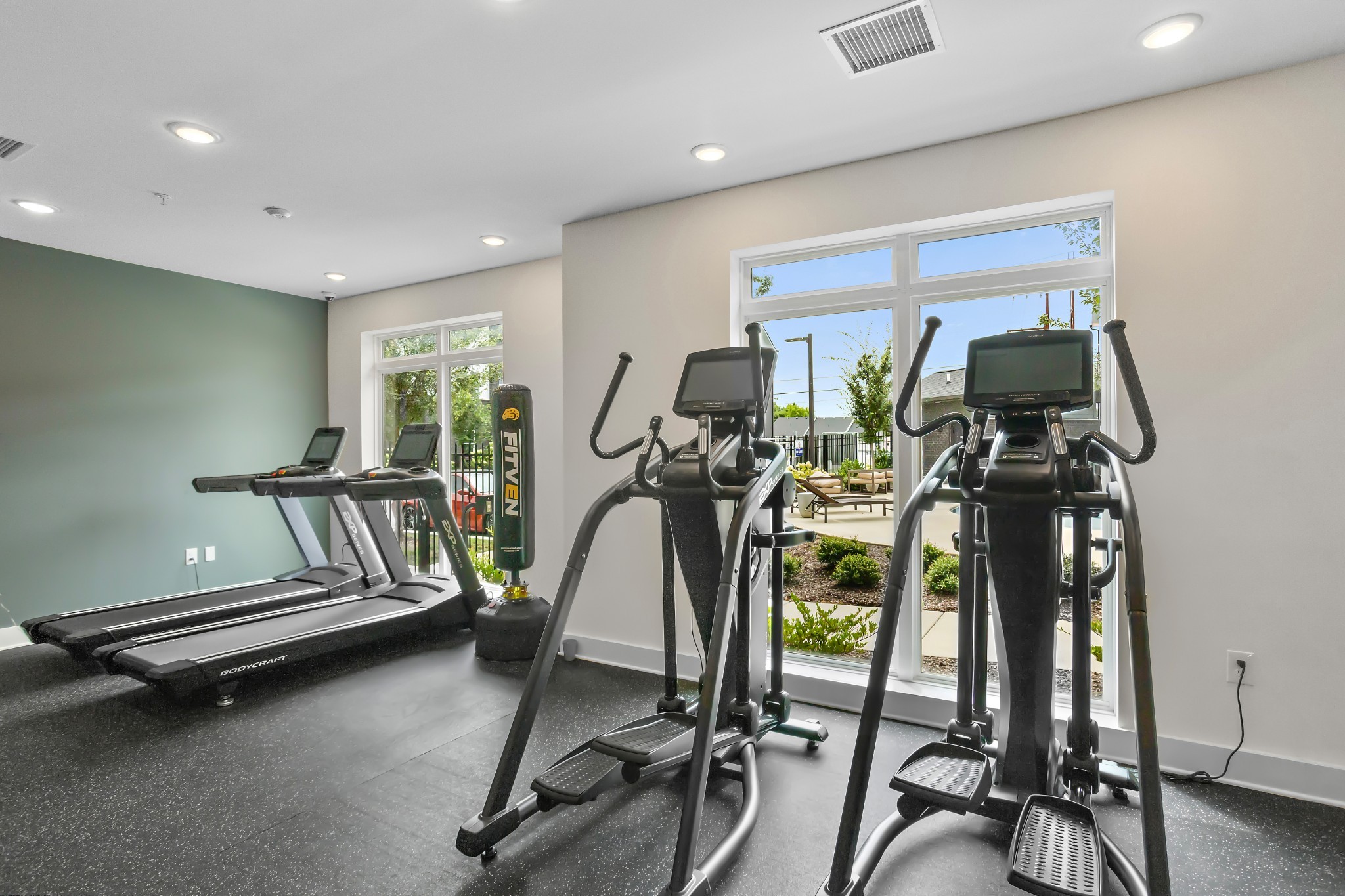 1540 Lebanon Pike Unit: 415