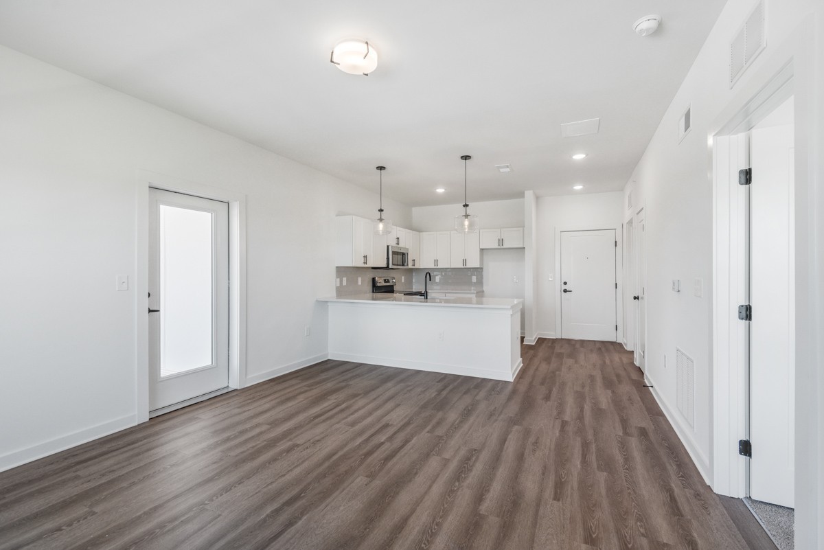 1540 Lebanon Pike Unit: 415