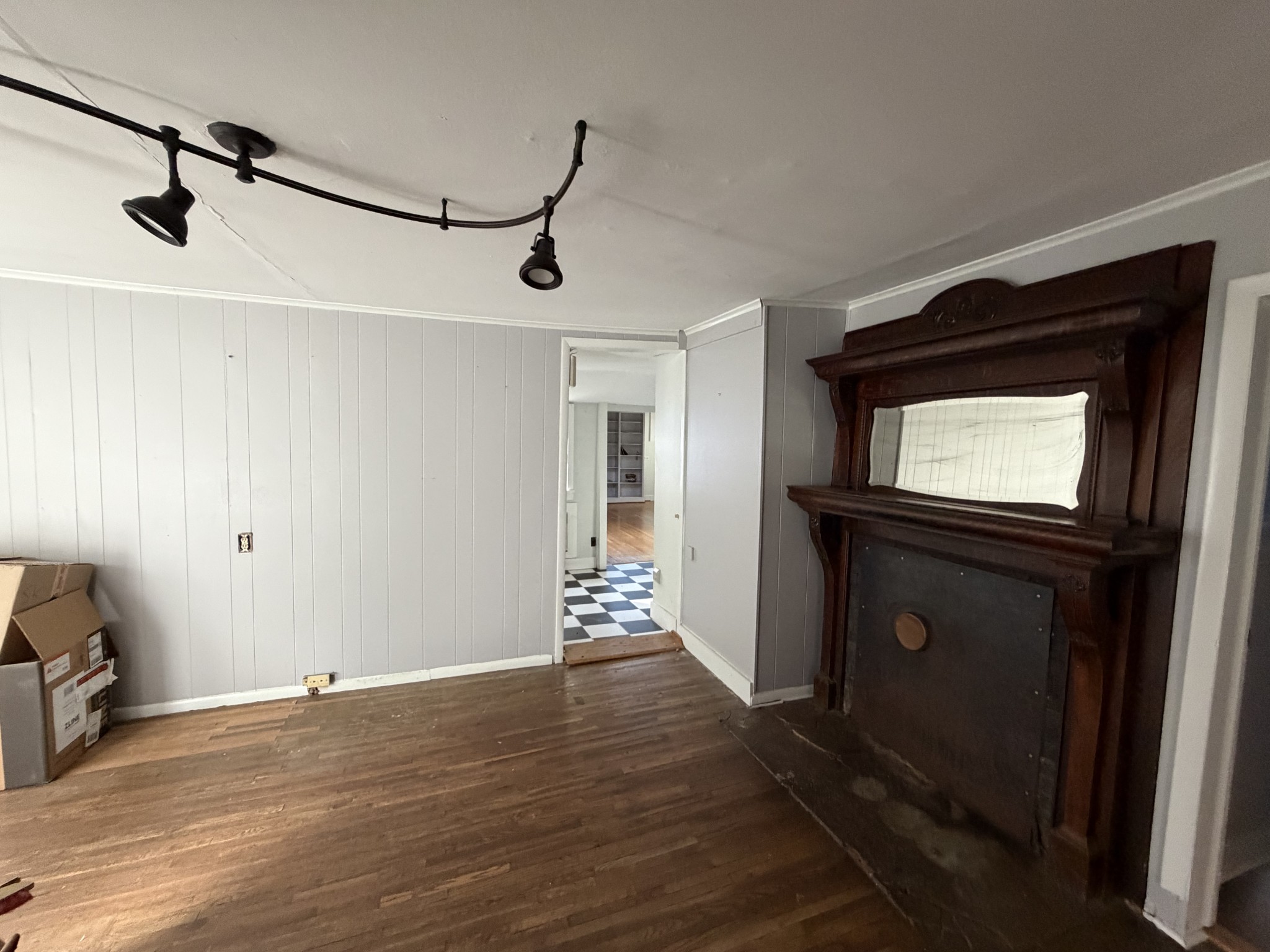 5169 Eatons Creek Rd