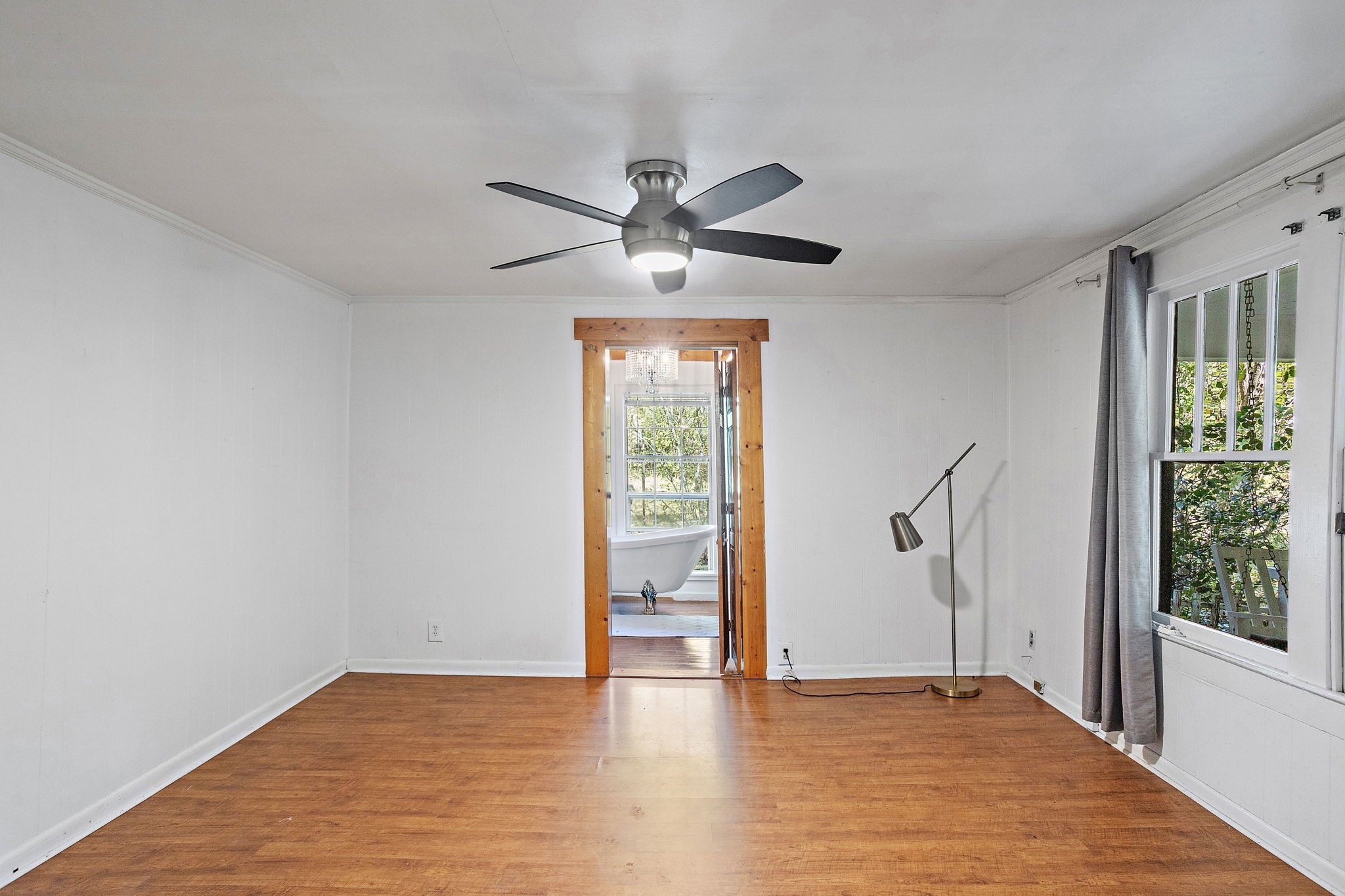 5169 Eatons Creek Rd