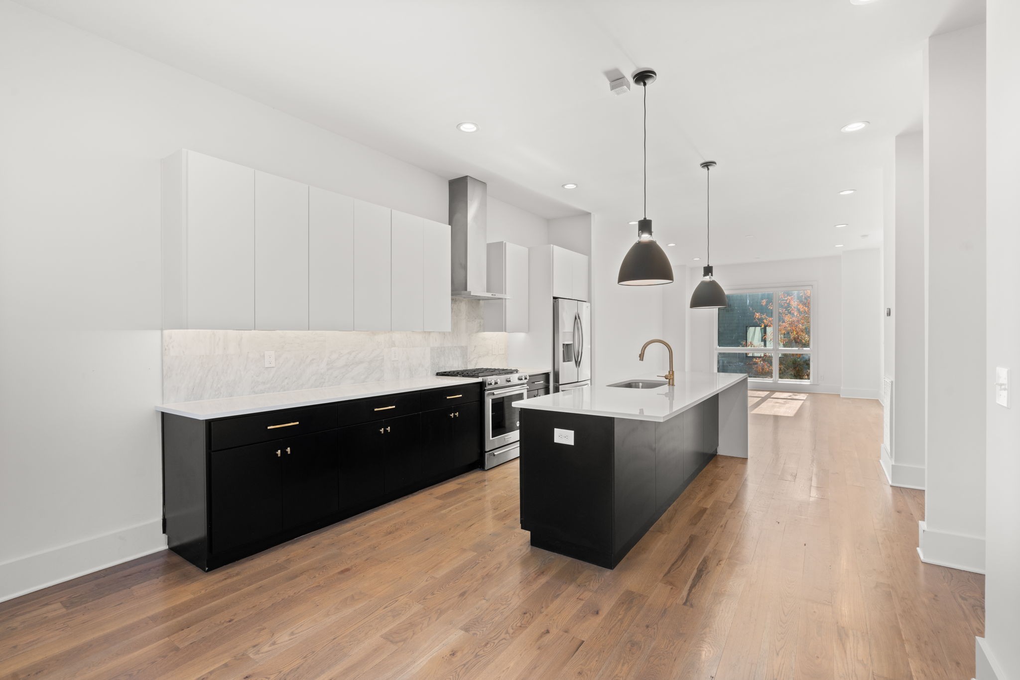 1213 10th Ave, N Unit: 6