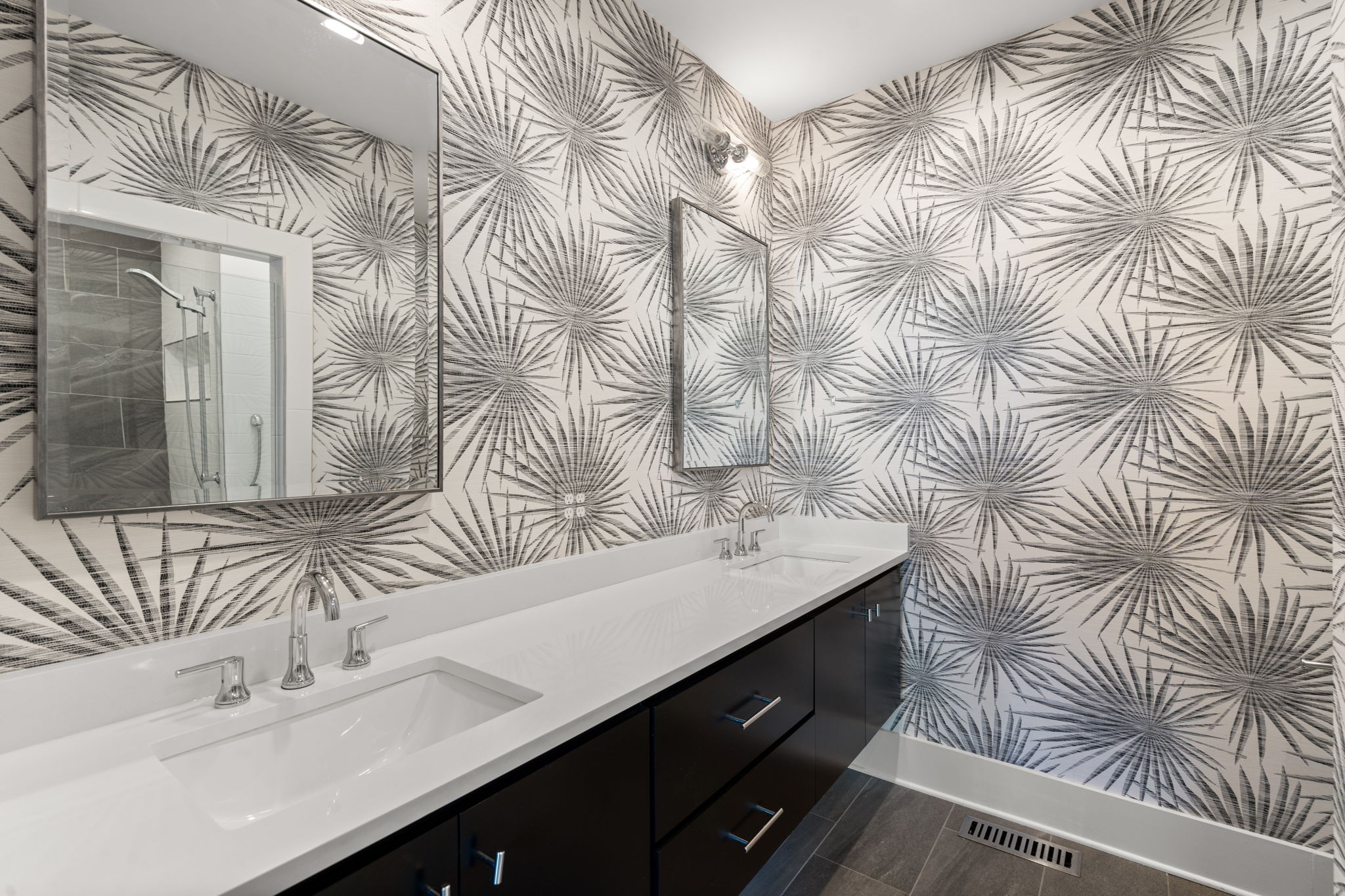 1213 10th Ave, N Unit: 6