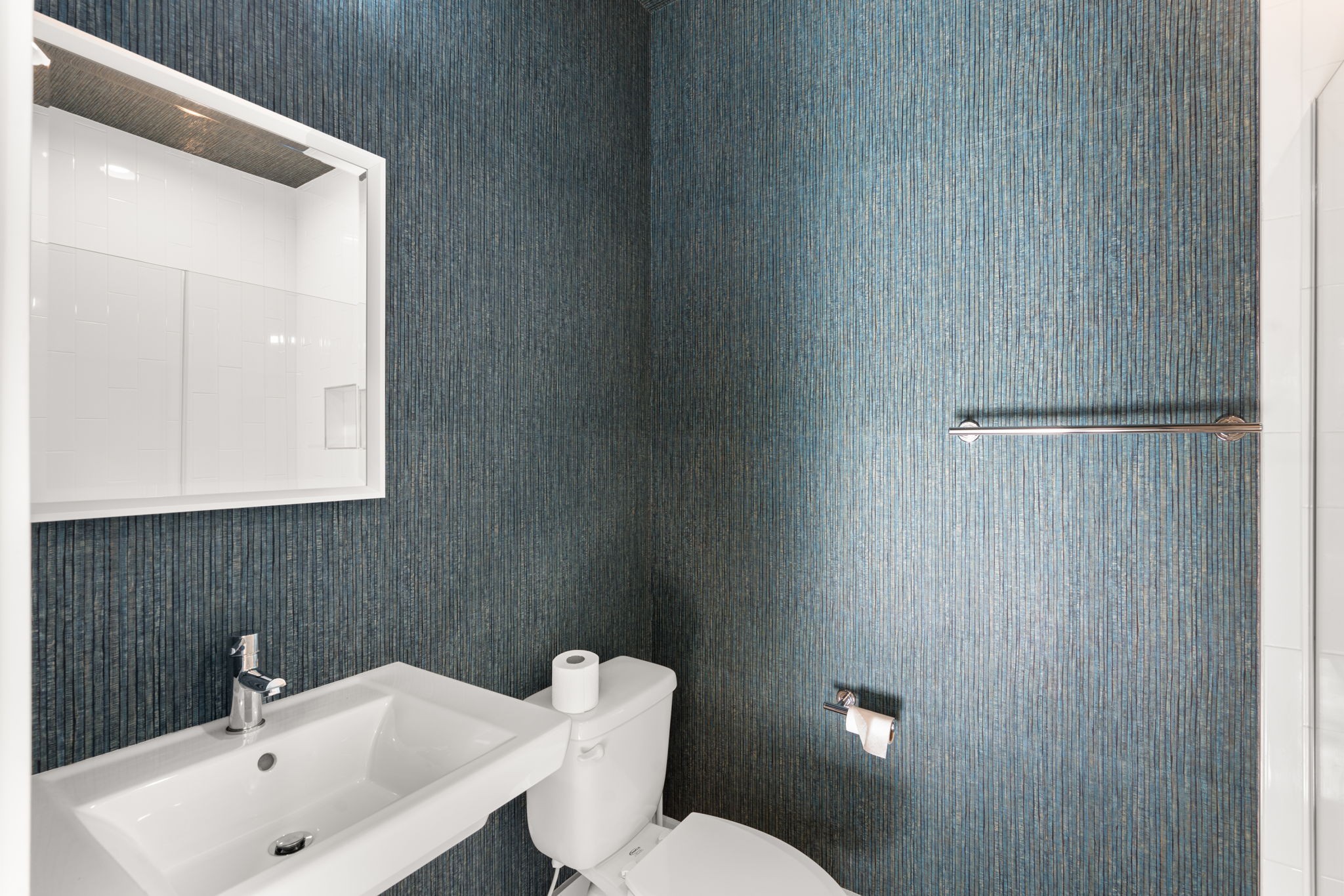 1213 10th Ave, N Unit: 6