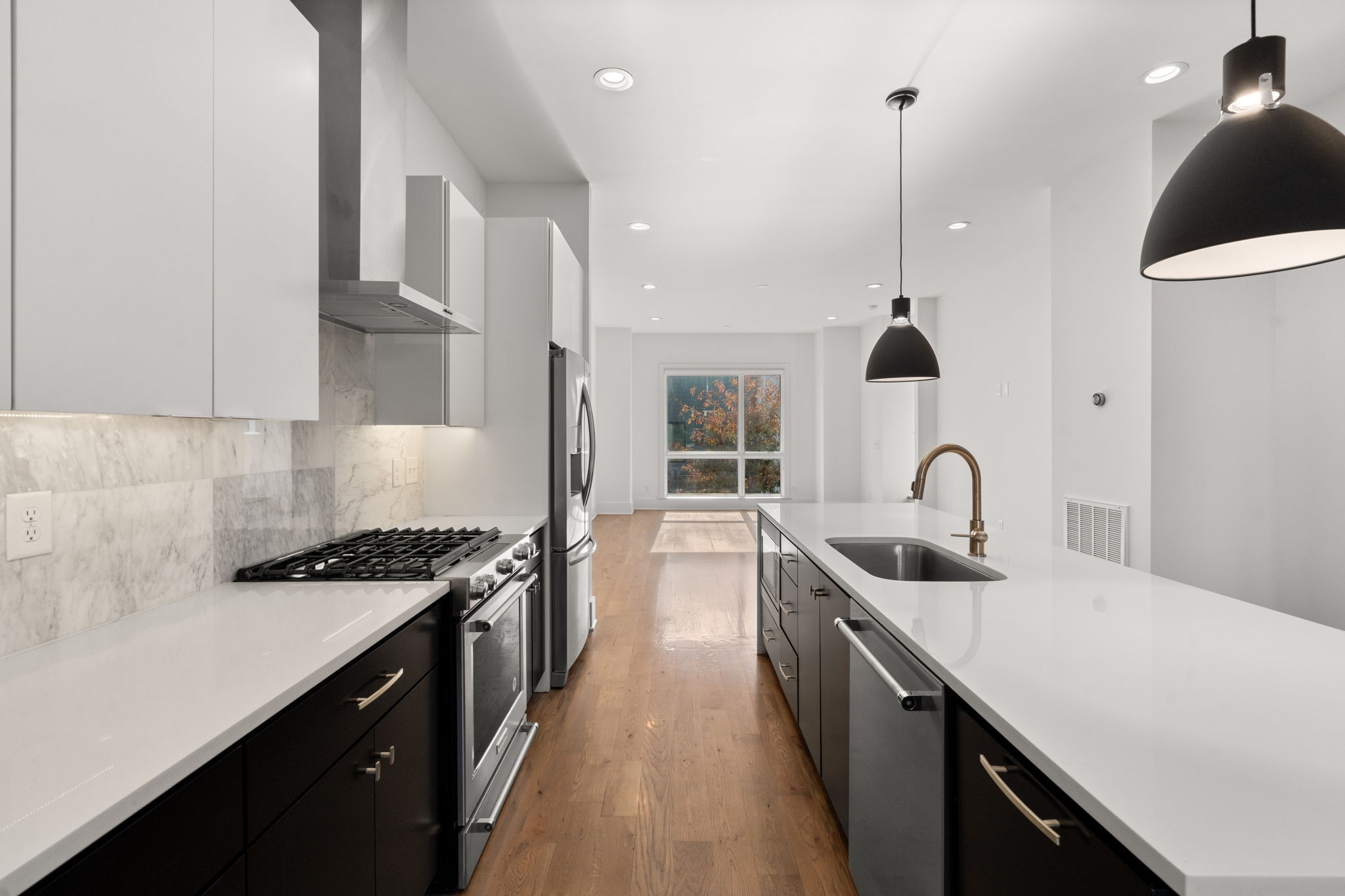 1213 10th Ave, N Unit: 6