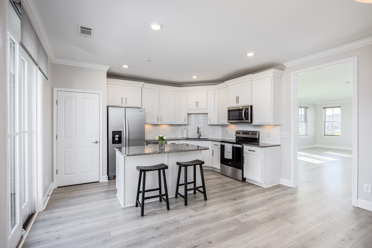 8086 Berry Farms Xing Unit: 240