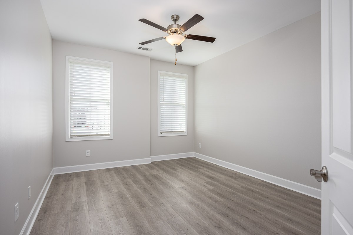 8086 Berry Farms Xing Unit: 240