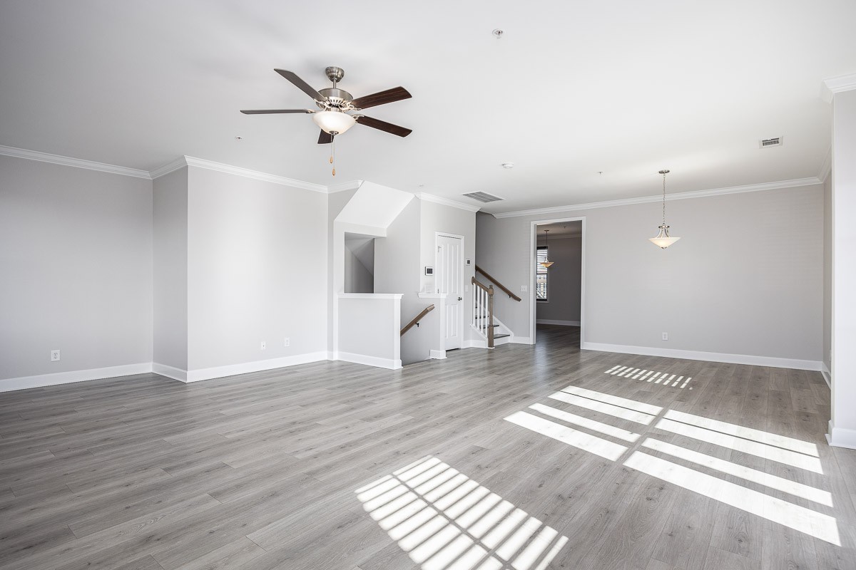 8086 Berry Farms Xing Unit: 240