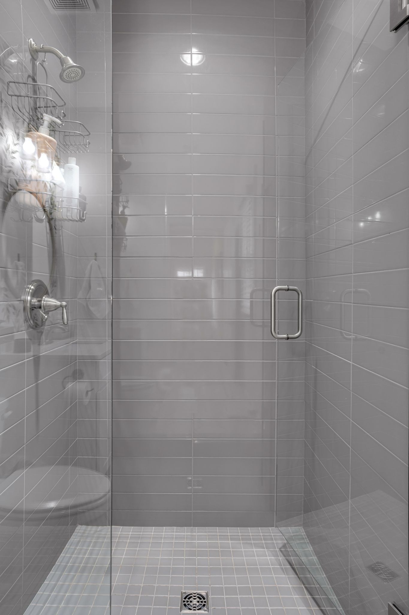 6016B California Ave