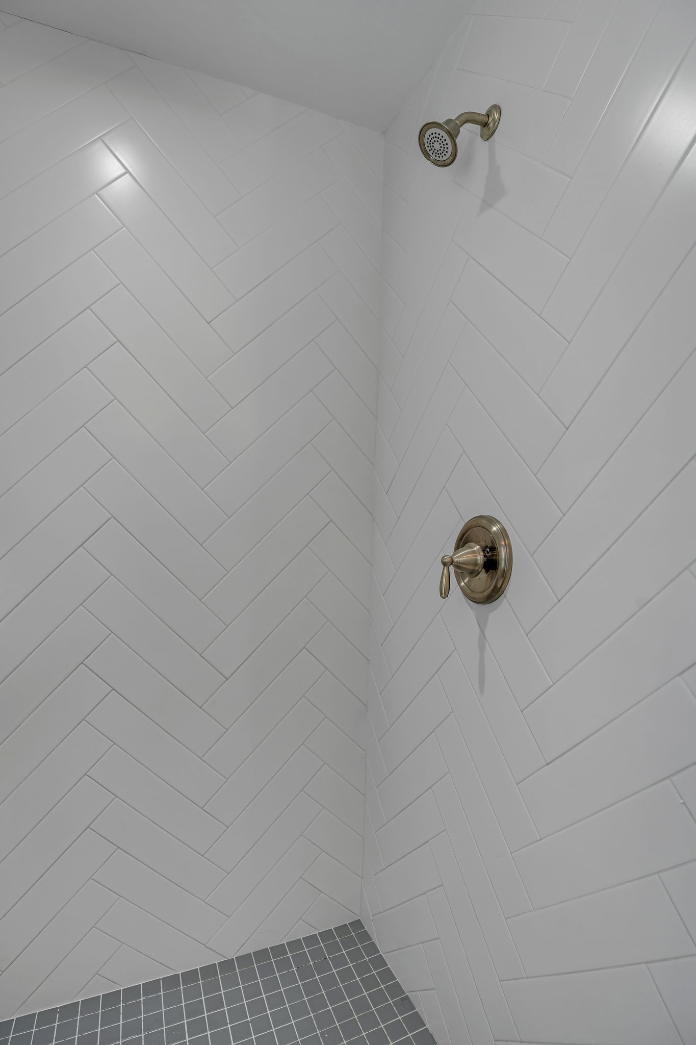 6016B California Ave