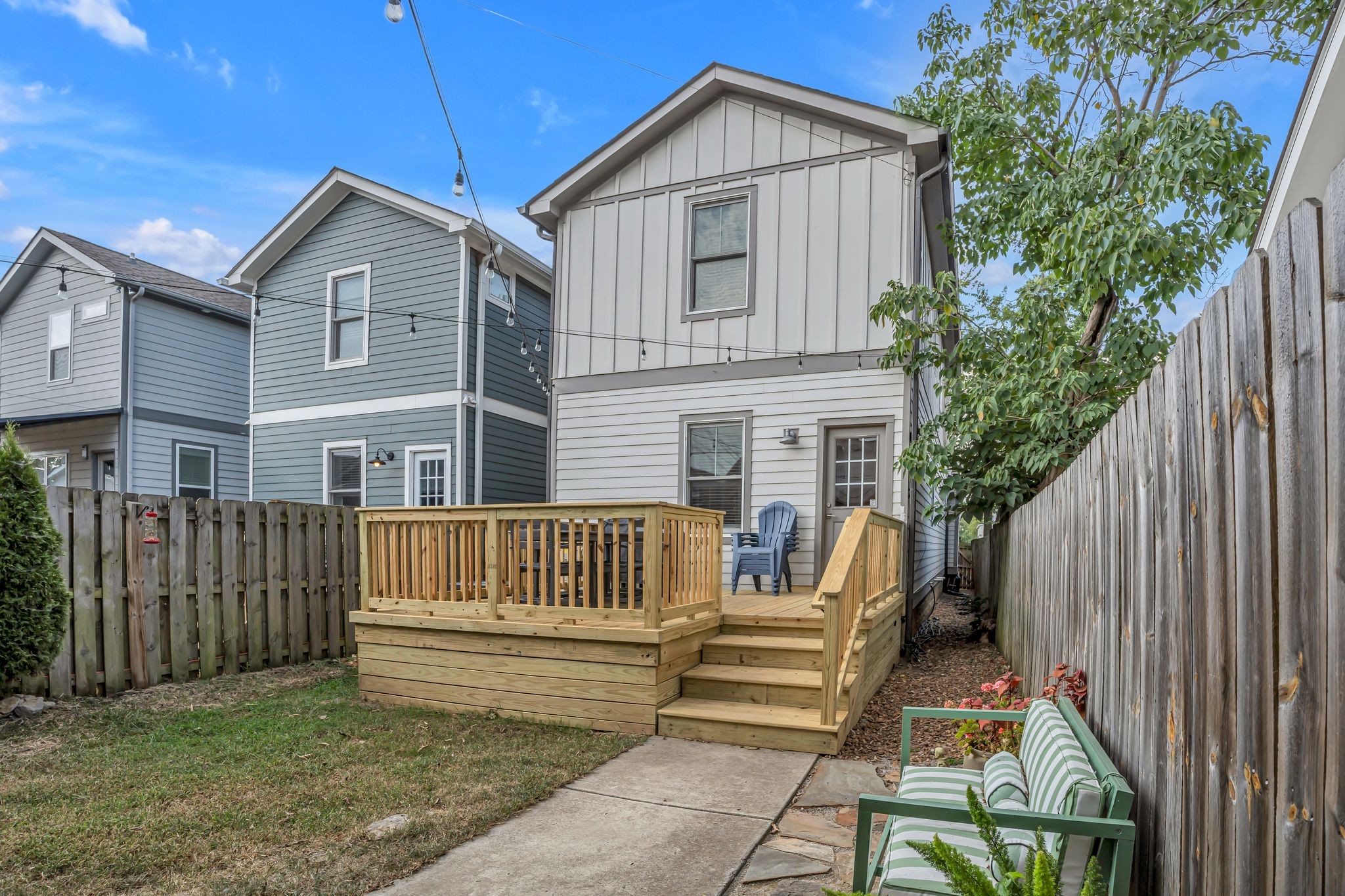 6016B California Ave