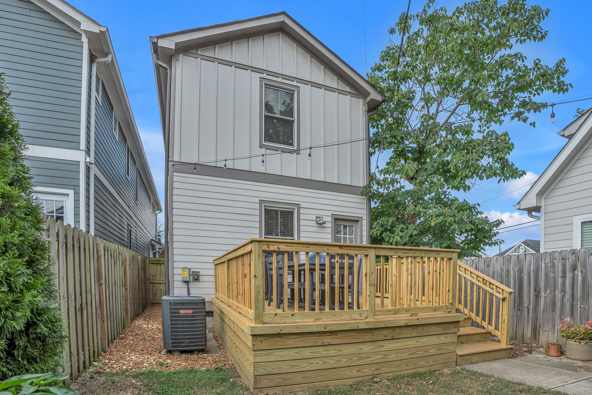 6016B California Ave