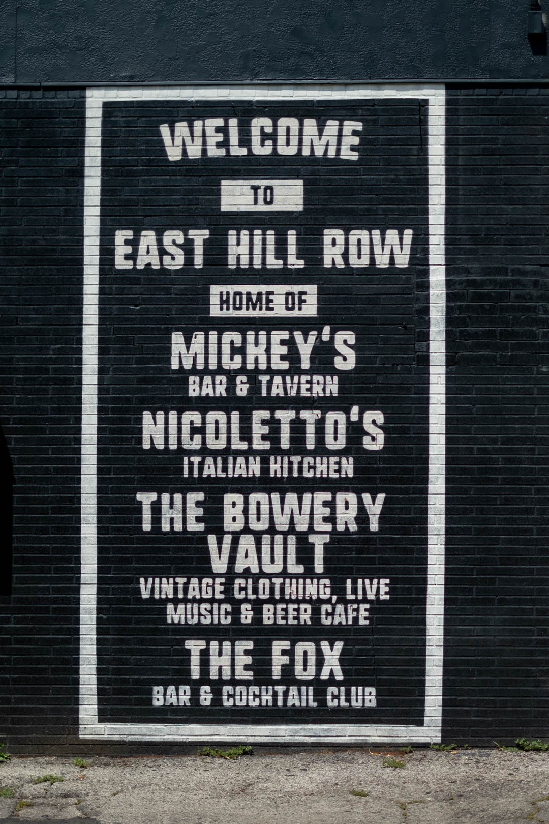 1041 E Trinity Ln Unit: 213