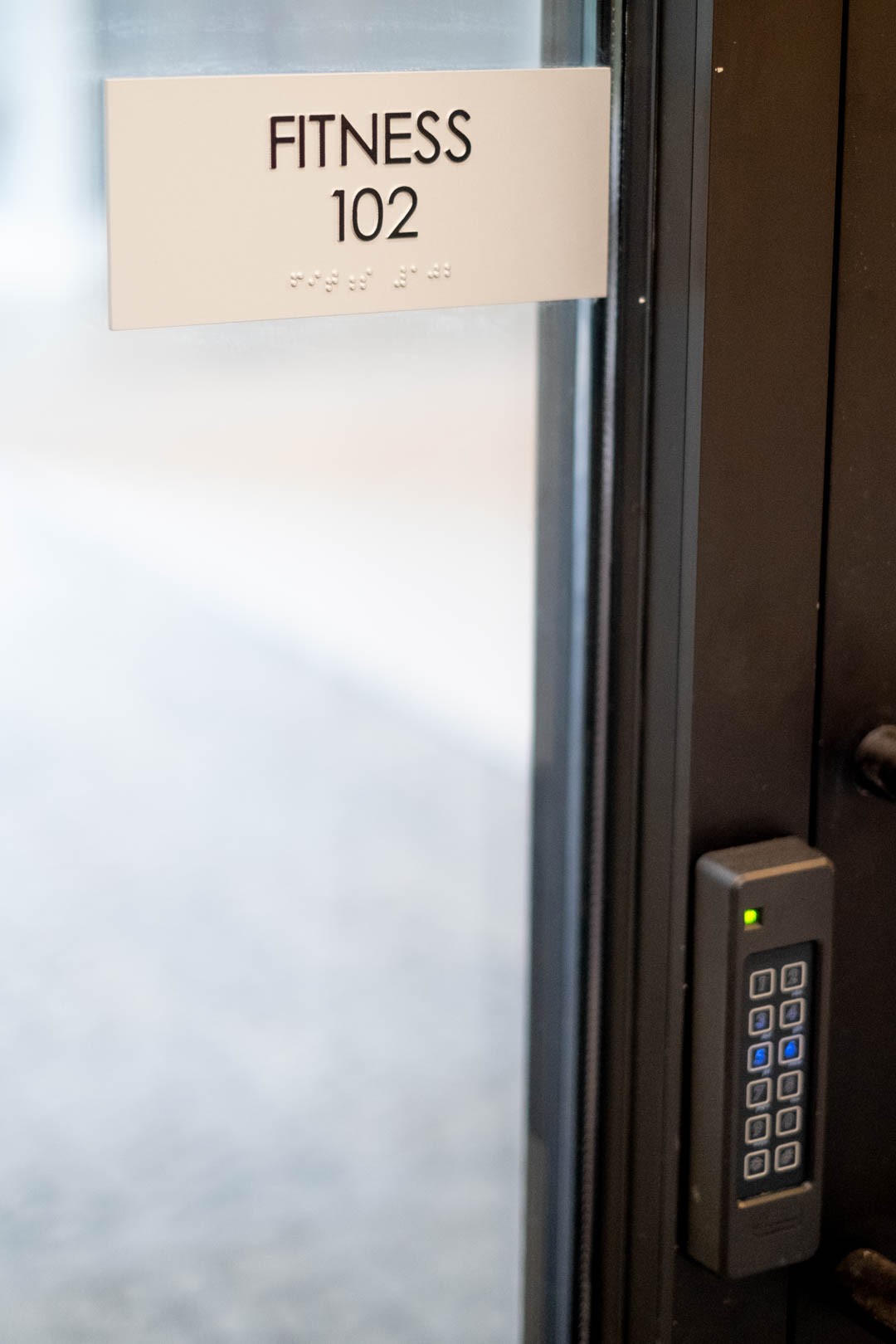 1041 E Trinity Ln Unit: 213