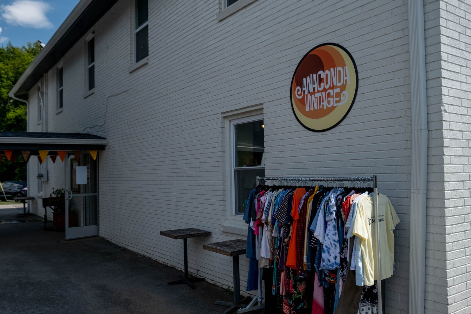 1041 E Trinity Ln Unit: 213