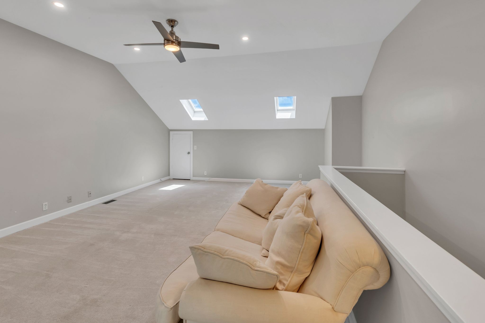 102 Forest Place Cir