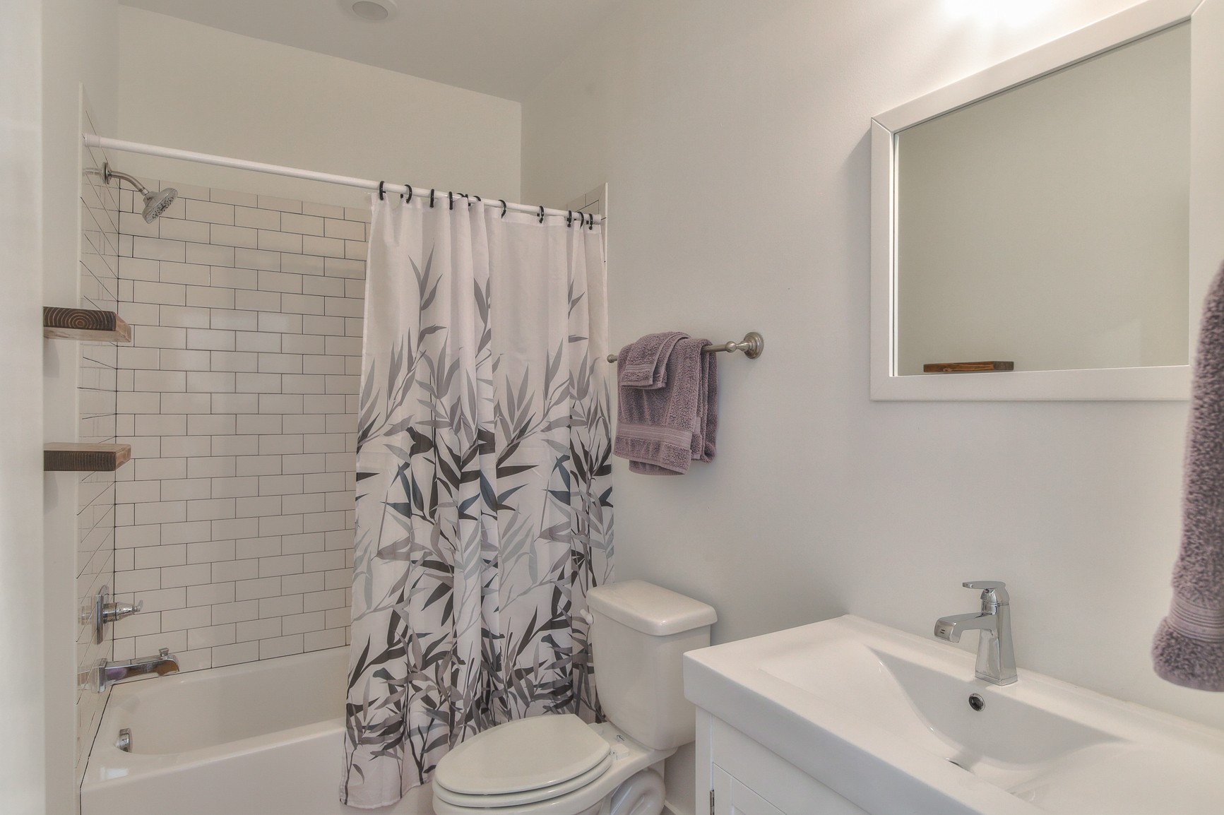 1225 4th Ave, S Unit: 211