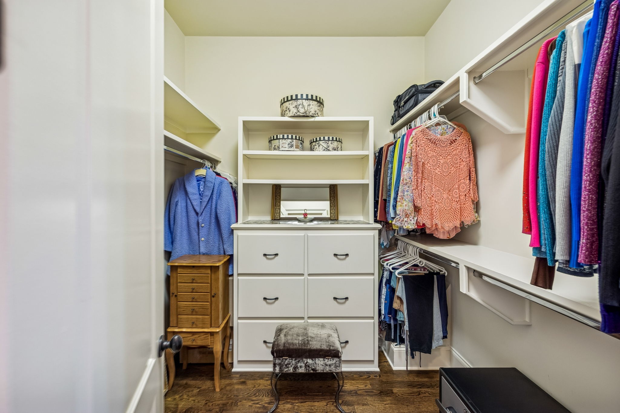 4308 Gallant Ridge Dr