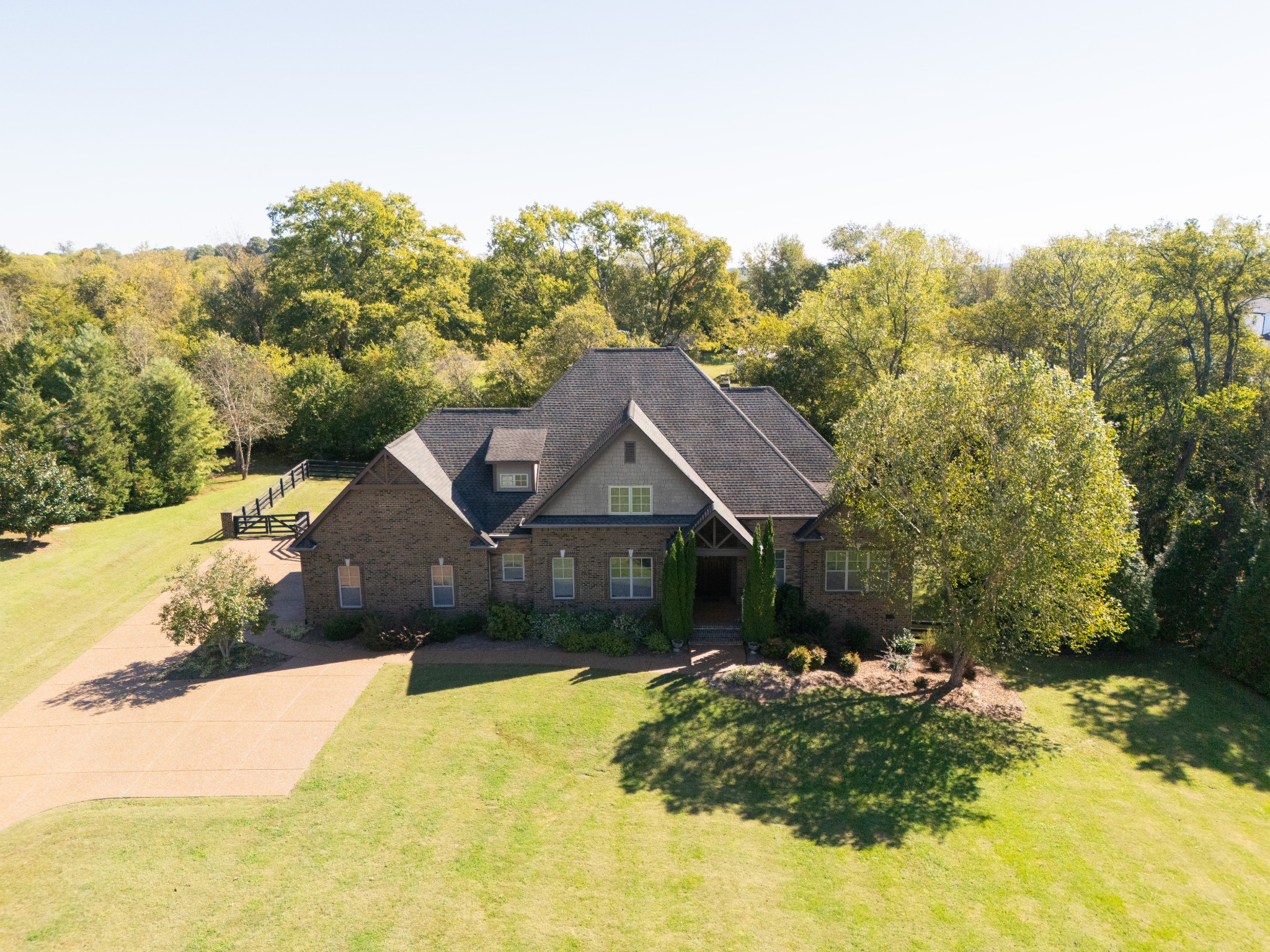 4308 Gallant Ridge Dr