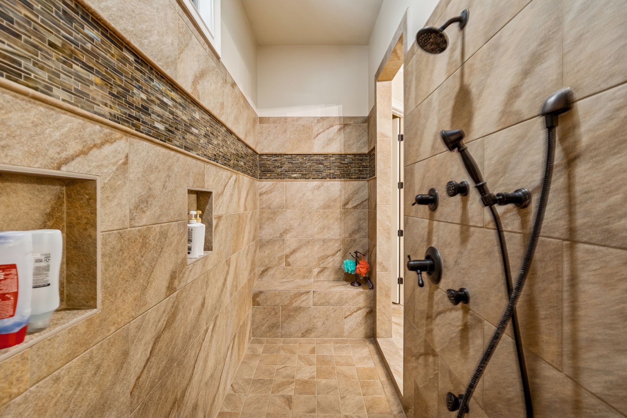 4308 Gallant Ridge Dr