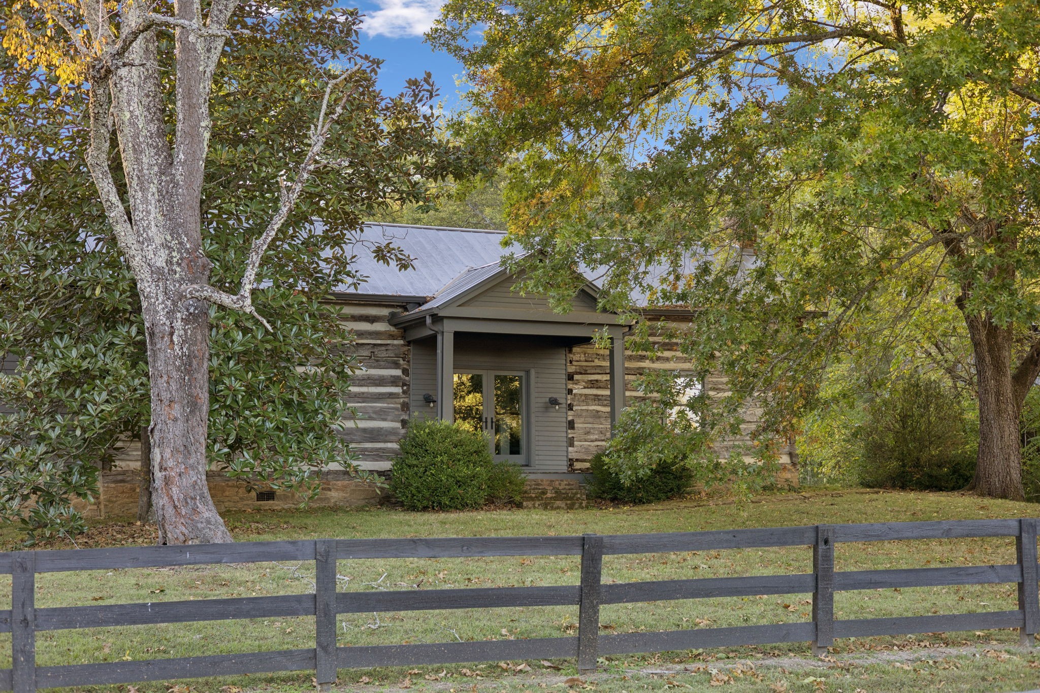 2060 Old Hillsboro Rd