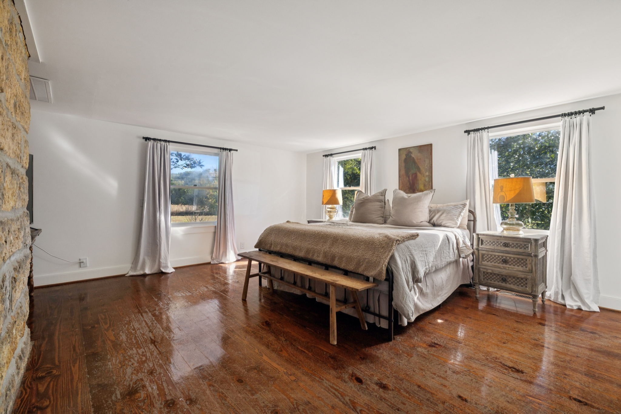 2060 Old Hillsboro Rd