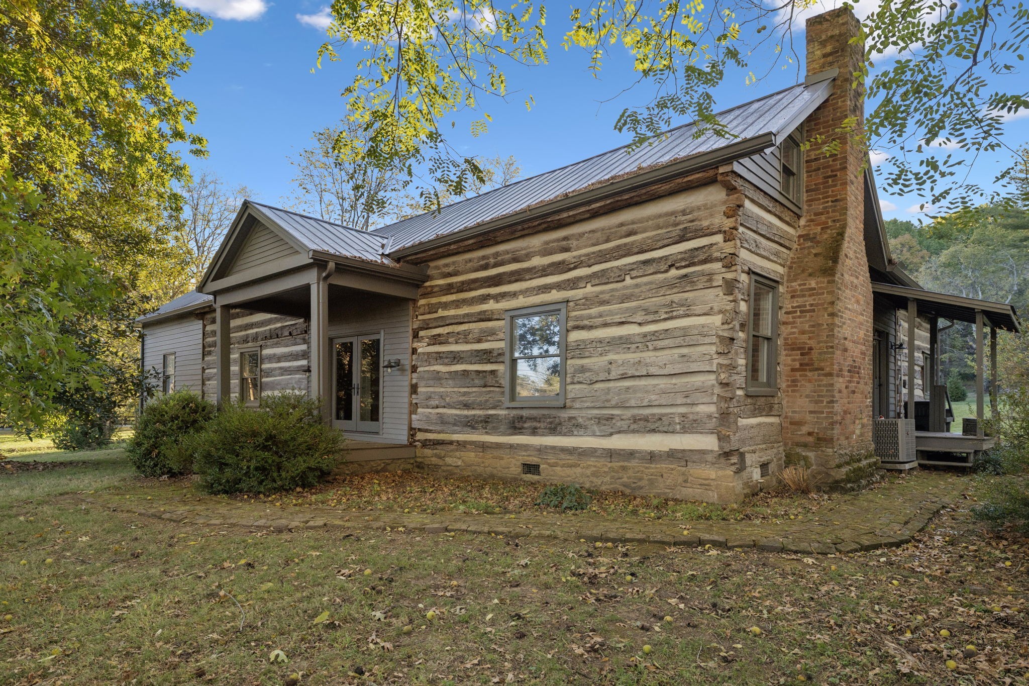 2060 Old Hillsboro Rd